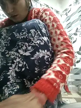 Snapshot of LUCKY_cut chatting on 02-20-26, 02:30 LUCKY cut online show from 02-20-26, 02:30