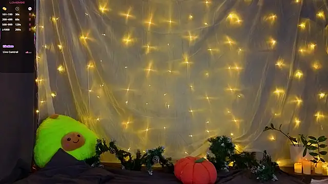 VincenzaGarigliano online show from 12-16-25, 01:10