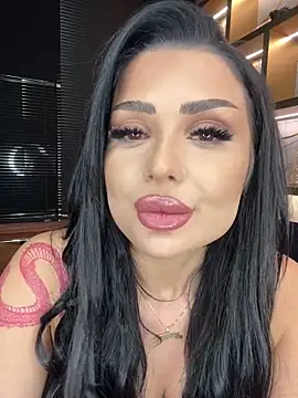 KylieKroftt online show from 02-18-26, 09:00