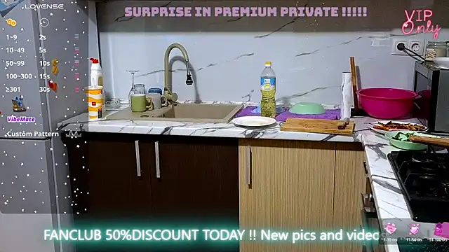 crystalxx18 online show from 01-18-26, 05:05