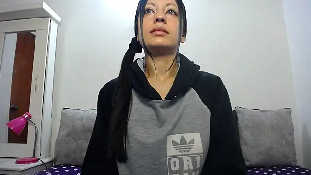 Taylormegan online show from 11-03-25, 02:31