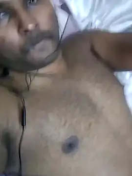 Snapshot of milkyseduce chatting on 10-01-25, 05:50 milkyseduce online show from 10-01-25, 05:50