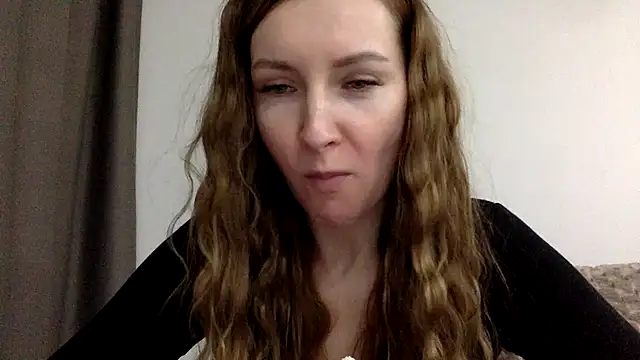 Varnyx online show from 12-22-25, 07:03