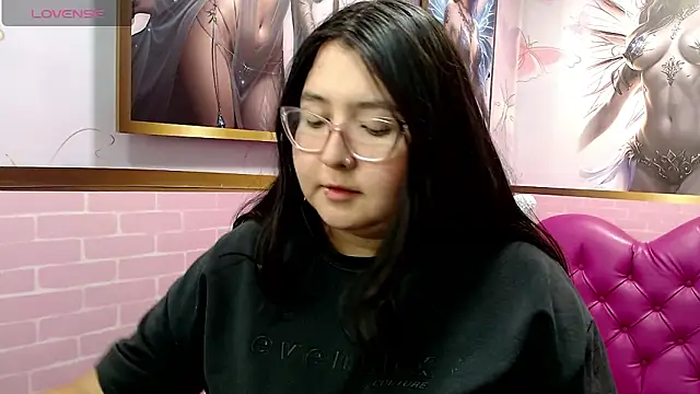 Dulce meow online show from 03-15-26, 03:57