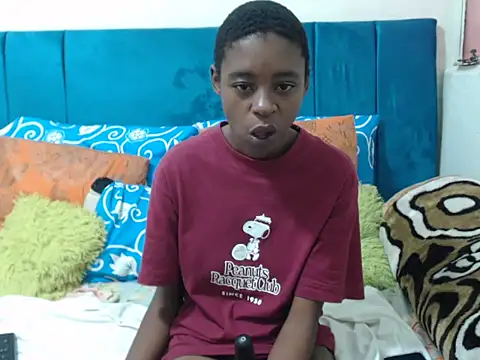 SweetSlenderChoc online show from 05-23-26, 03:49