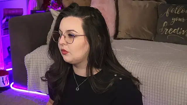 Mia Swano online show from 04-15-26, 02:06