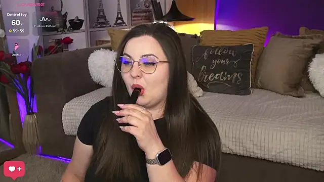 Mia Swano online show from 05-06-26, 11:53