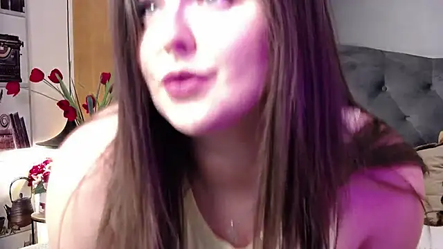 Snapshot of Mia_Swano chatting on 10-10-25, 09:15 Mia Swano online show from 10-10-25, 09:15