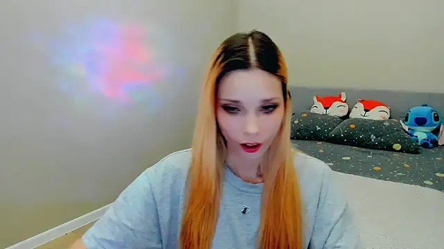 Snapshot of Kitten_Alissa chatting on 10-04-25, 07:59 Kitten Alissa online show from 10-04-25, 07:59