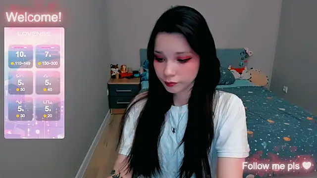 Kitten Alissa online show from 10-27-25, 07:04