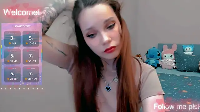 Kitten Alissa online show from 04-21-26, 05:08