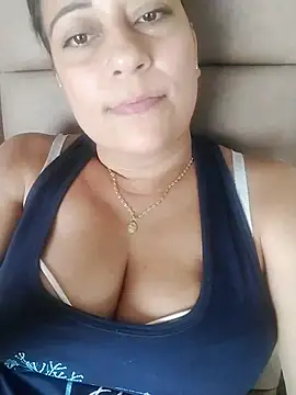  tetas 92 online show from 11-18-25, 06:33