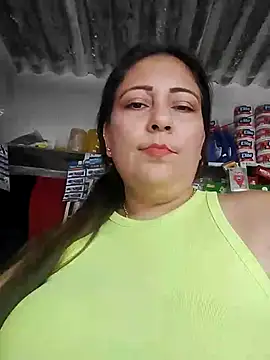 Snapshot of _tetas_92 chatting on 10-18-25, 06:21  tetas 92 online show from 10-18-25, 06:21