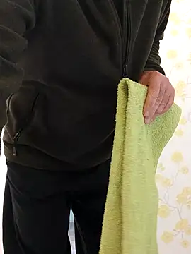 Snapshot of Oldmenhot66 chatting on 11-01-25, 09:14 Oldmenhot66 online show from 11-01-25, 09:14