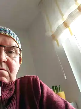 Oldmenhot66 online show from 02-15-26, 01:32