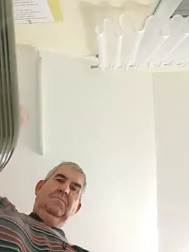 Oldmenhot66 online show from 11-08-25, 04:49