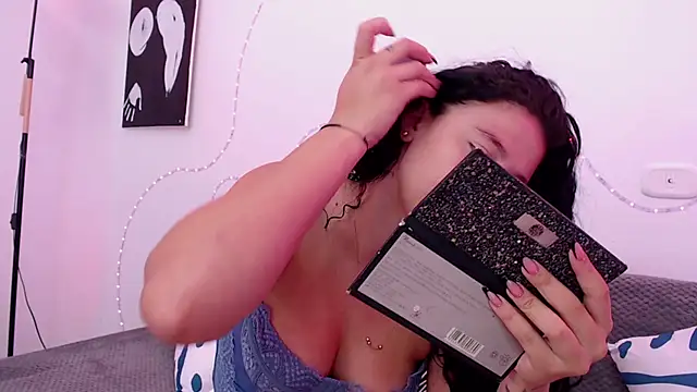 Sofia candy19 online show from 10-09-25, 12:28