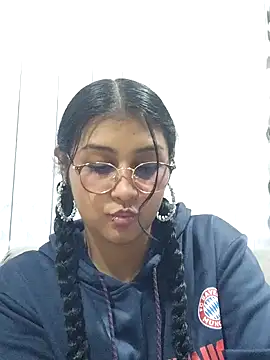 Snapshot of Emiily_Johamson chatting on 09-22-25, 03:01 Emiily Johamson online show from 09-22-25, 03:01