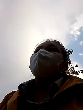 Teena tiny online show from 12-22-25, 09:31