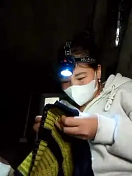 Teena tiny online show from 12-20-25, 05:43