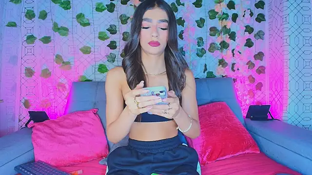 collet 1 online show from 09-28-25, 12:12