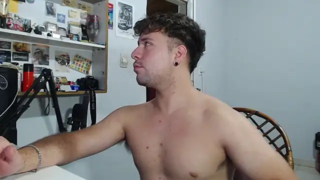 ferrari1996 online show from 12-21-25, 04:58