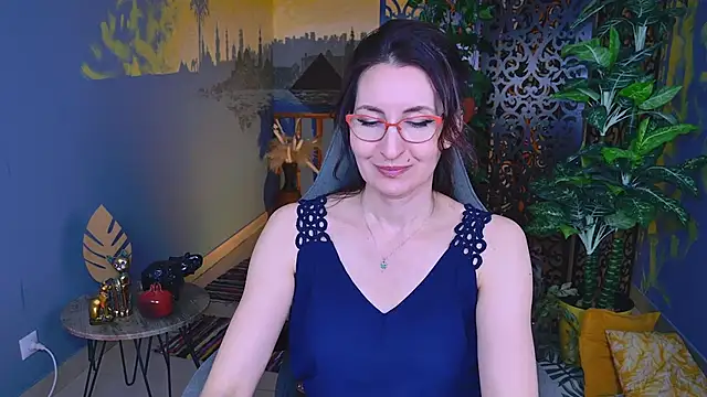 UnaTerra online show from 11-30-25, 05:19