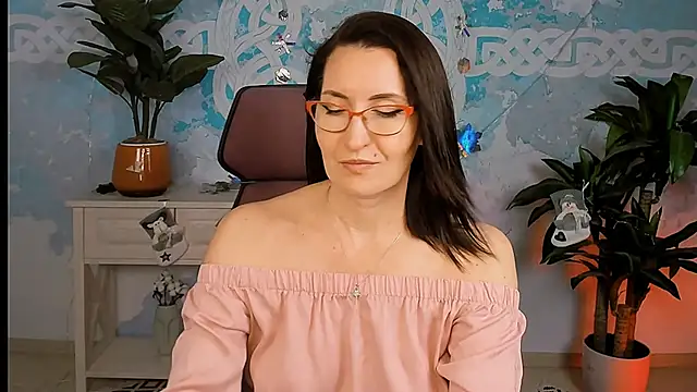 UnaTerra online show from 12-21-25, 09:22