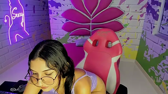 ValerySkinnyy online show from 12-04-25, 03:49