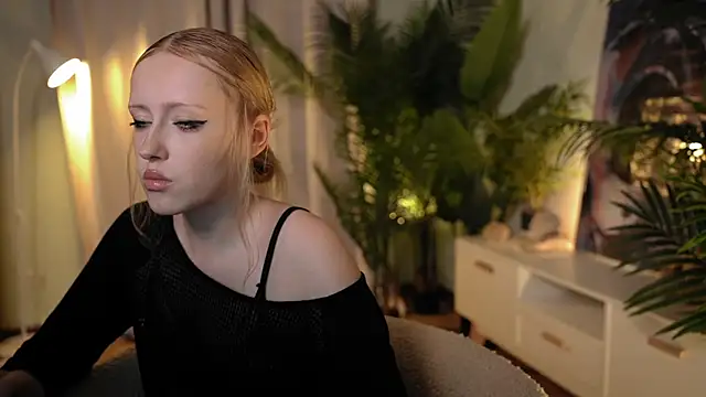 rosy petal online show from 09-08-25, 08:19