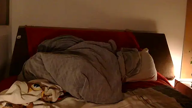 EdelHolz91 online show from 04-06-26, 02:51