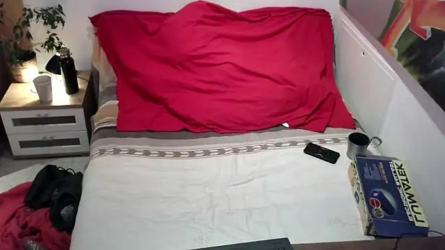 EdelHolz91 online show from 11-08-25, 06:28