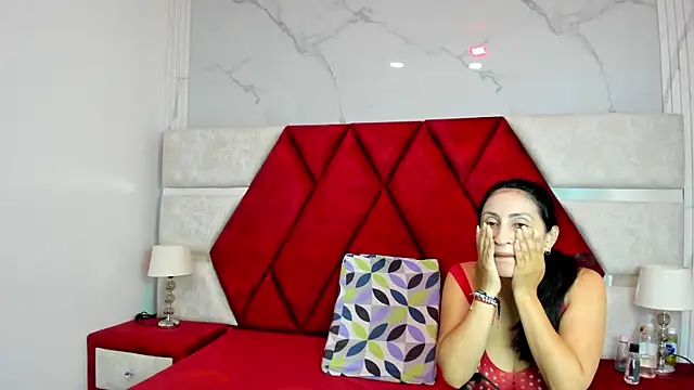 Kity spiderr online show from 06-25-26, 12:21