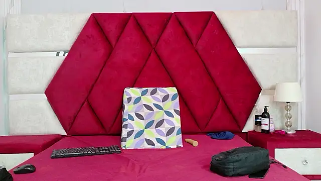 Kity spiderr online show from 03-25-26, 12:26