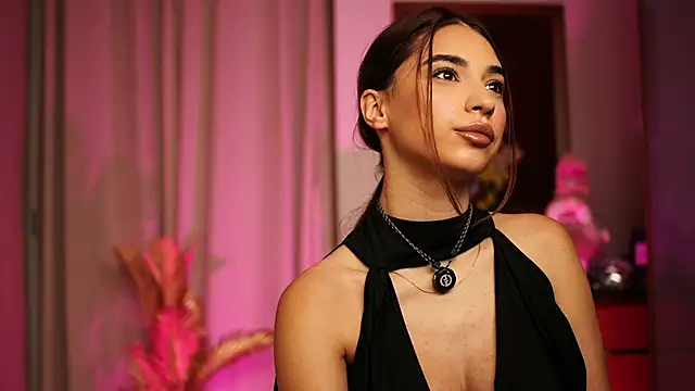 ItalianGirl online show from 01-11-26, 09:44