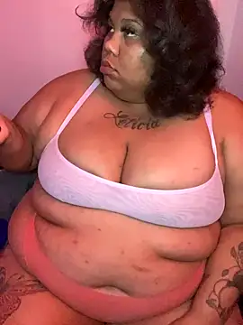 Snapshot of BlaxicanaMami chatting on 10-05-25, 10:28 BlaxicanaMami online show from 10-05-25, 10:28