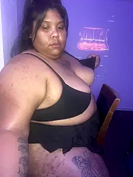 Snapshot of BlaxicanaMami chatting on 09-20-25, 02:49 BlaxicanaMami online show from 09-20-25, 02:49