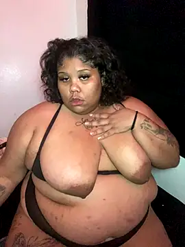 Snapshot of BlaxicanaMami chatting on 09-30-25, 05:02 BlaxicanaMami online show from 09-30-25, 05:02