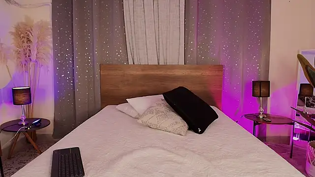 ViolettGomez 93 online show from 11-24-25, 04:23