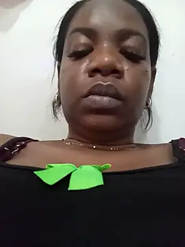 Snapshot of rouse-rosalie7 chatting on 10-29-25, 04:17 rouse-rosalie7 online show from 10-29-25, 04:17