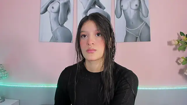 Stefany gonzales  online show from 05-12-26, 12:22