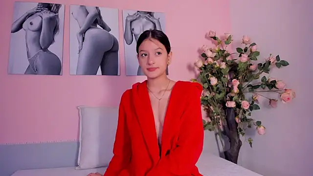 Stefany gonzales  online show from 10-20-25, 11:44