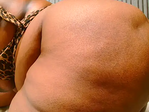 ROYALASS25 online show from 01-16-26, 07:07