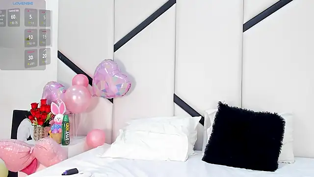 XimenaCosta online show from 04-09-26, 12:11