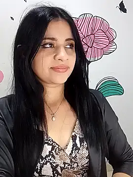 ValerieLove  online show from 10-04-25, 07:26