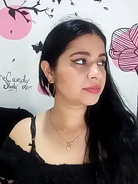 ValerieLove  online show from 10-05-25, 07:26