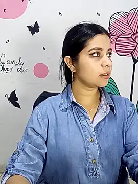 ValerieLove  online show from 10-13-25, 07:48