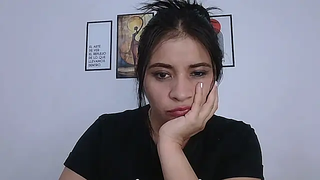 ValerieLove  online show from 02-10-26, 09:03