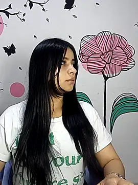 ValerieLove  online show from 10-08-25, 07:25