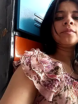 ValerieLove  online show from 09-22-25, 07:09